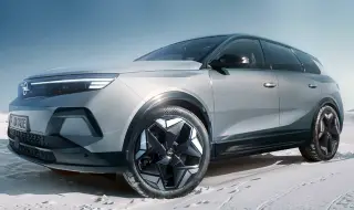 Отново има Opel 4x4, само че електрически