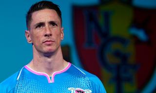 Легенда на футбола окачва бутонките