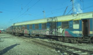 Още не е възстановено движението на влаковете след инцидента на Централна гара в София