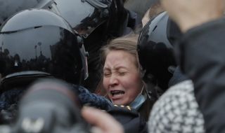 Русия: бруталният ритник, Маргарита и разкаялият се полицай