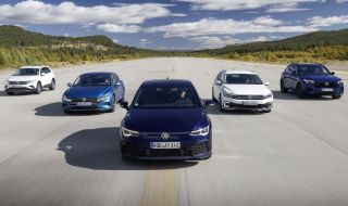 Volkswagen Group изтегля над 100 хиляди коли поради риск от пожар