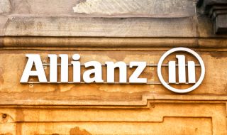 Allianz e под силен натиск