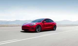 Акциите на Tesla поскъпнаха отново