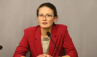 Цветелина Пенкова: Не очаквам изненади в гласуването за еврозоната и за РСМ 