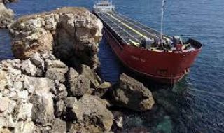 ГЕРБ за заседналия кораб: Недопустимо бездействие, министрите на Радев дължат отговори