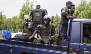 Мали: Няма да останем безучастни при военна намеса в Нигер