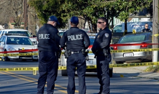 US полицаи, обвинени в изнасилване, могат да получат доживотни