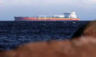 Украински дрон удари руски танкер при влизане в Черно море