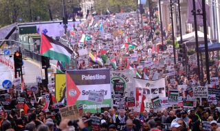 100-хилядно пропалестинско шествие в Лондон протече със сблъсъци с полицията