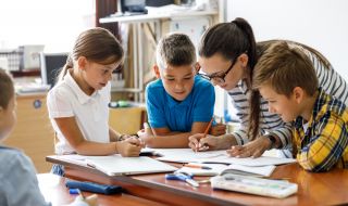 Предлагат 72 хил. евро годишно за учител на 5 ученика