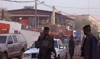 Чужденци загинаха при атентат в Мали (обновена)