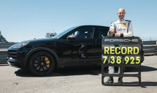 Porsche Cayenne постави нов рекорд на Нюрбургринг