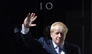 Премиерът Джонсън: Променяме посоката на британската икономика!