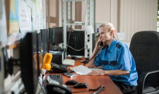 Рожденичка изнасили приятелка, дошла да я поздрави