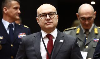 Сръбският министър на отбраната: Политиката на Курти води до ескалация на насилието