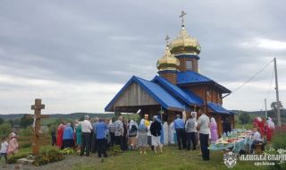 Нападнаха  църква и свещеник в с. Верхняя Яблонка, Лвовска област