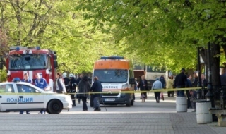 Отцепиха главна улица в Русе заради съмнения за бомба