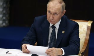 Владимир Путин: Трябва да се ликвидира възможността украинските сили да обстрелват руски територии 