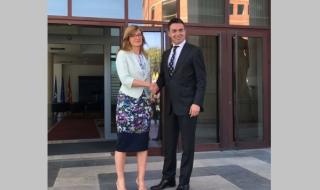 Екатерина Захариева: В Македония говорихме на един език