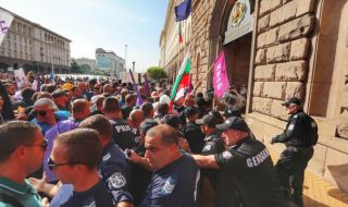 България има нужда от истински лидер, готов да си сложи главата в торбата