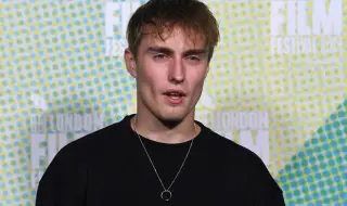 Сам Фендър спечели наградата „Меркюри“ за най-добър албум във Великобритания и Ирландия