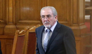 Местан: Срещата Борисов-Петното е истинското задкулисие