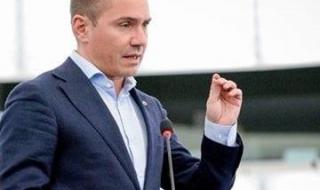 Ангел Джамбазки: Не съм ходил в казармата, защото 10 години учих право