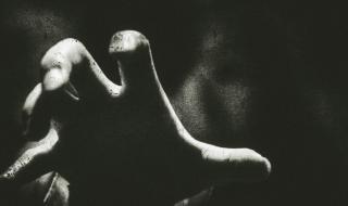 Нещо зловещо докосна клиент на магазин (ВИДЕО)