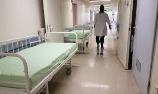 Пожар в болница в гръцката столица, започнала е евакуация