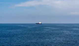 Russian military stranded in the open sea on the ship "Sparta" 