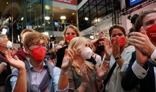 Социалдемократите печелят изборите в Германия 
