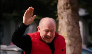 Бай Добри отново сред армейците: Емоционално завръщане в Панчарево (ВИДЕО)