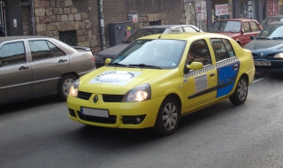 101 шофьори на таксита карат с отнети книжки