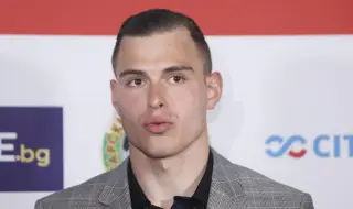 Светослав Вуцов остава верен на Левски 