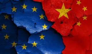 Китай: ЕС да изясни позицията си