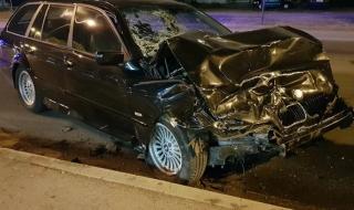 Тежка катастрофа с BMW в София (СНИМКИ)