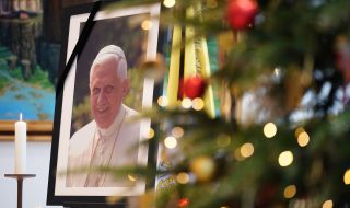 Панихида за папа Бенедикт ще бъде отслужена в Германия