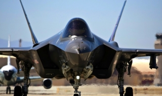 САЩ заземиха изтребители Ф-35 заради дефект