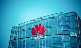 САЩ повдигнаха обвинения на Huawei - 1