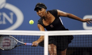 Винъс смачка Янкович в Чарлстън