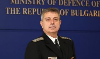 Адмирал Ефтимов: Правителството прави всичко възможно ВВС да са адекватни