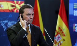 Северна Македония очаква одобрението на България