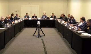 Продължават преговорите за съставяне на коалиция