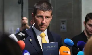 Ивелин Михайлов: Всеки вот на недоверие срещу правителството се подкрепя, а Народното събрание трябва да се разтури