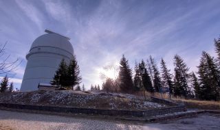 Обсерваторията "Рожен" премина на работа от дистанция