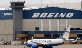 Боинг подписа контракт за $18 млрд.