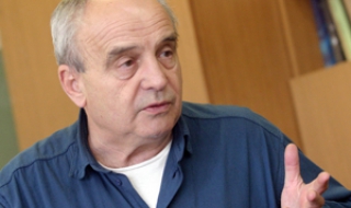 Проф.Ставри Ставрев: Шанс за нанотехнологиите срещу рака