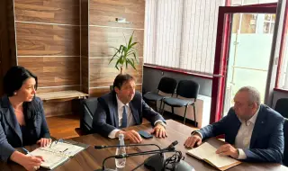 Околовръстното на Пловдив и водоснабдяването от "Доспат-Въча" са главните приоритети на МРРБ за региона