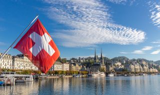 Швейцария: Съветваме гражданите си да напуснат Русия