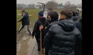 Напрежение в Буковлък: Жители излязоха с лопати и бухалки да се бранят от ботевградски род
